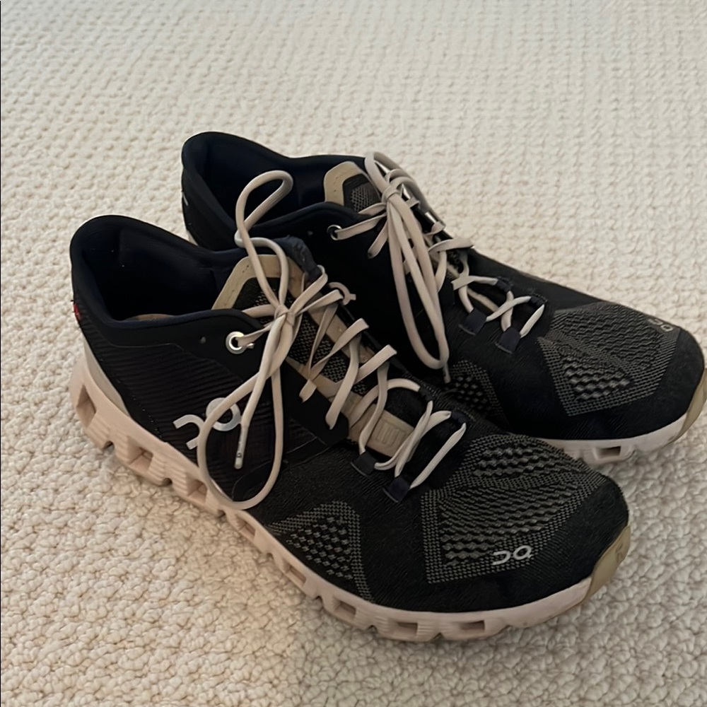 On Running dark charcoal and beige Athletic Shoes Lightweight Performance